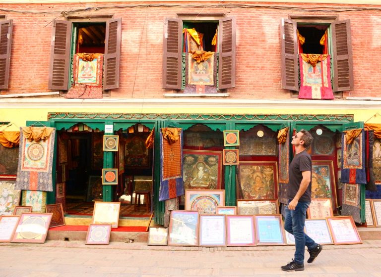 Lojas em uma rua da Patan Durbar Square