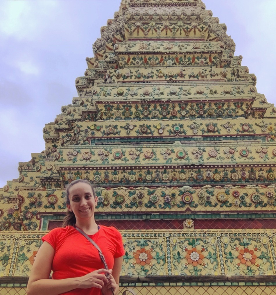 Rachel no Wat Pho, em Bangkok