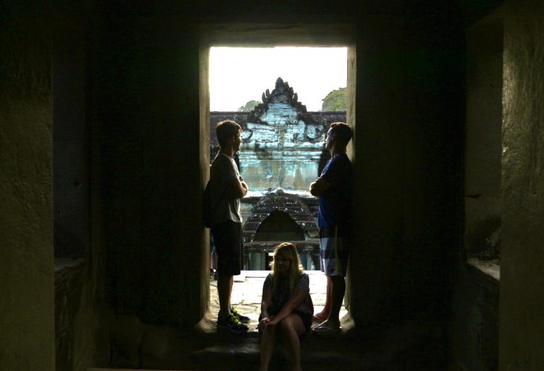 Nas ruínas do Angkor Wat, em Siem Reap, no Camboja