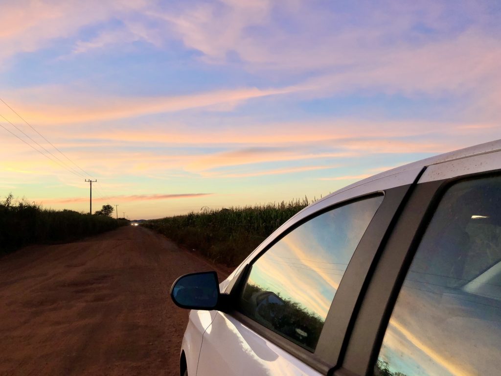 viajando de carro por Bonito