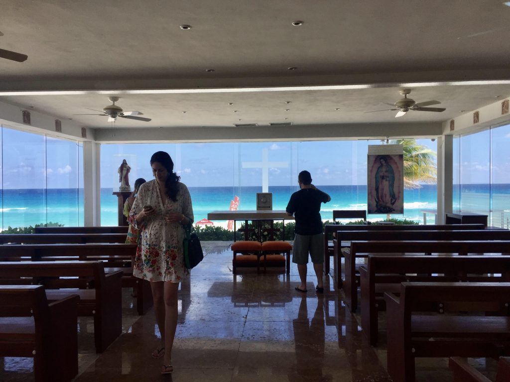 Capela num resort em Cancún