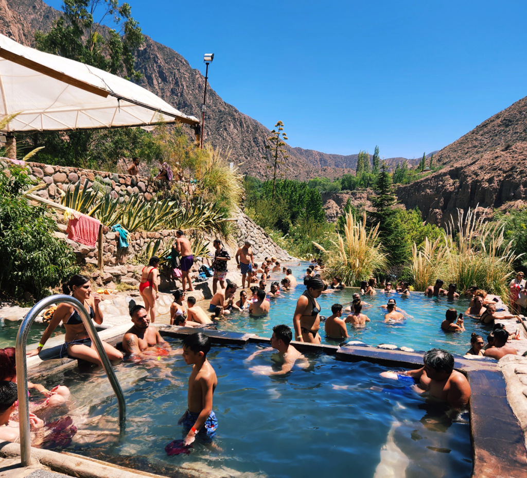 Piscinas termais em Termas de Cacheuta em Mendoza.