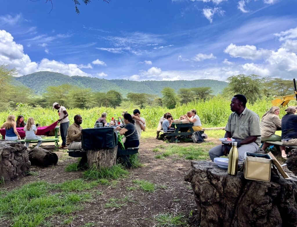 Almoço na Cratera de Ngorongoro, na Tanzânia.
Foto: Viajão®? - todos os direitos reservados.